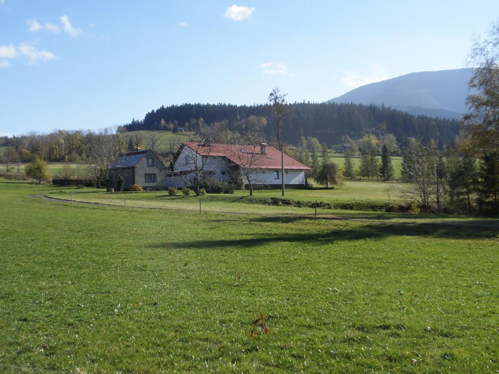 Ubytovani U Pradku Čeladná Buitenkant foto
